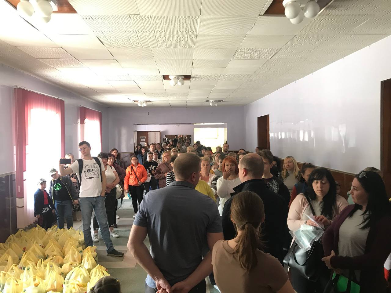 "Гуманітарна підтримка родин ВПО"